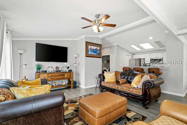 11 Spar Pole Ln, Bluffton, SC 29910