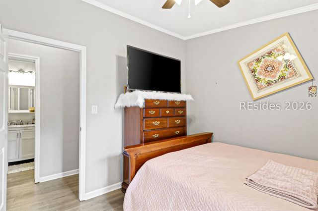 11 Spar Pole Ln, Bluffton, SC 29910