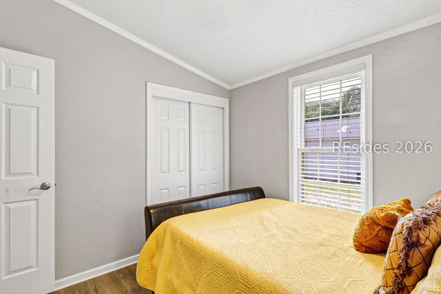11 Spar Pole Ln, Bluffton, SC 29910