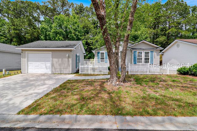 11 Spar Pole Ln, Bluffton, SC 29910