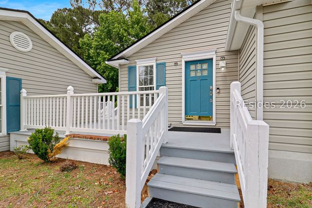 11 Spar Pole Ln, Bluffton, SC 29910
