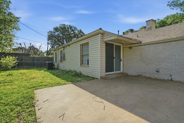 6308 Malvey Avenue, Fort Worth, TX 76116