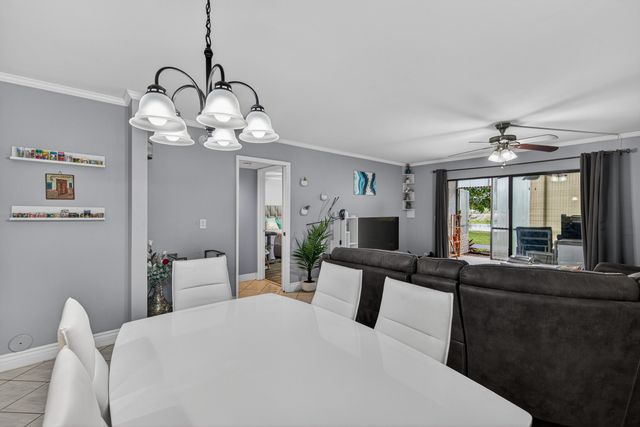 2200 S Cypress Bend Drive 101, Pompano Beach, FL 33069