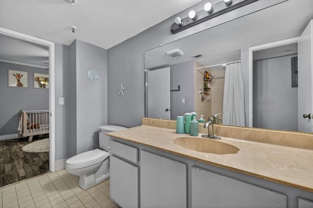2200 S Cypress Bend Drive 101, Pompano Beach, FL 33069