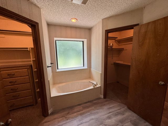 6229 Parkview Drive, Sachse, TX 75048