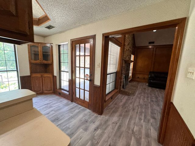 6229 Parkview Drive, Sachse, TX 75048