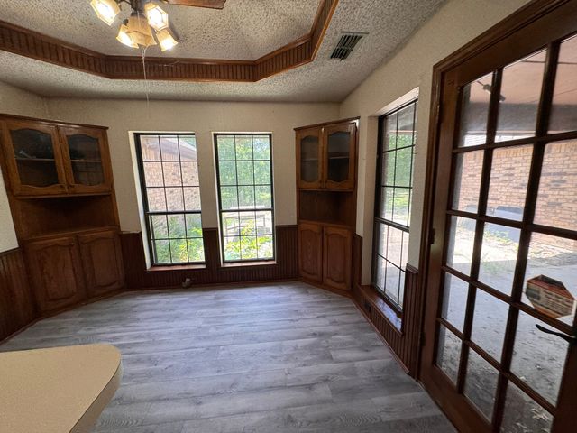 6229 Parkview Drive, Sachse, TX 75048