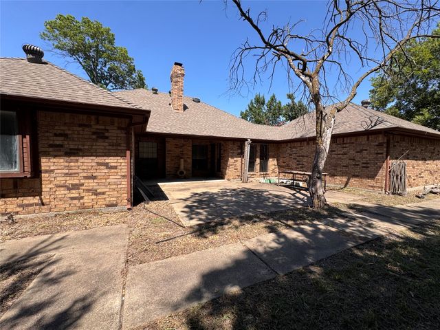 6229 Parkview Drive, Sachse, TX 75048