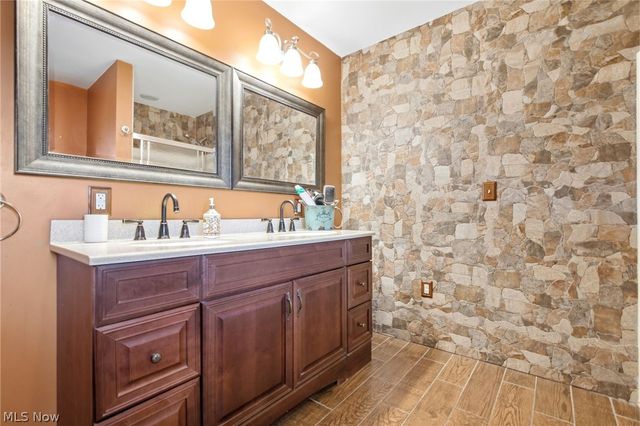 512 7th Street, Fairport Harbor, OH 44077