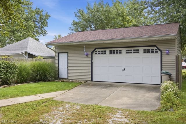512 7th Street, Fairport Harbor, OH 44077