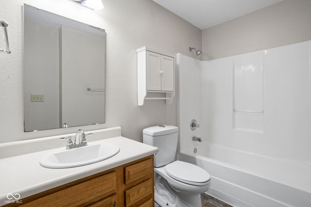 4011 Highland Springs Drive, Kokomo, IN 46902