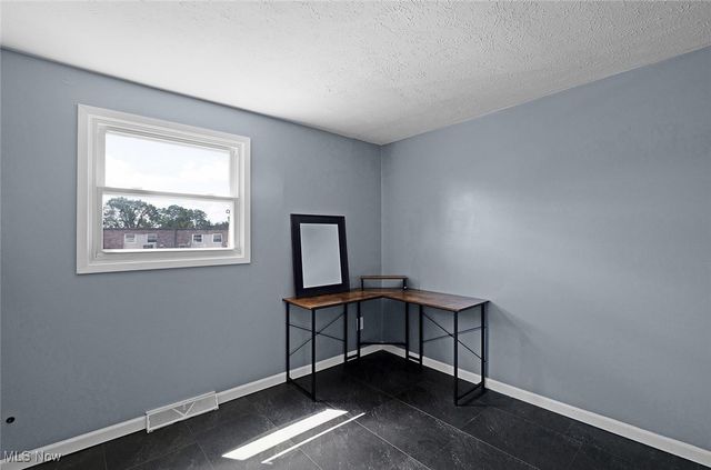 4223 Bennington Boulevard, Brunswick, OH 44212