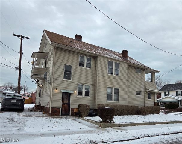 1216 Lakefront Avenue, East Cleveland, OH 44108