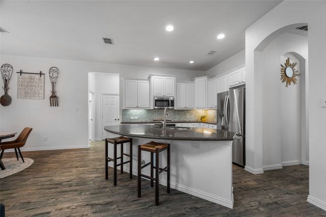 4712 Shelley Drive, Flower Mound, TX 75022