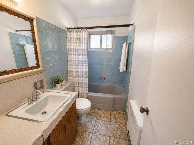6 DeHaven Drive 1E, Yonkers, NY 10703