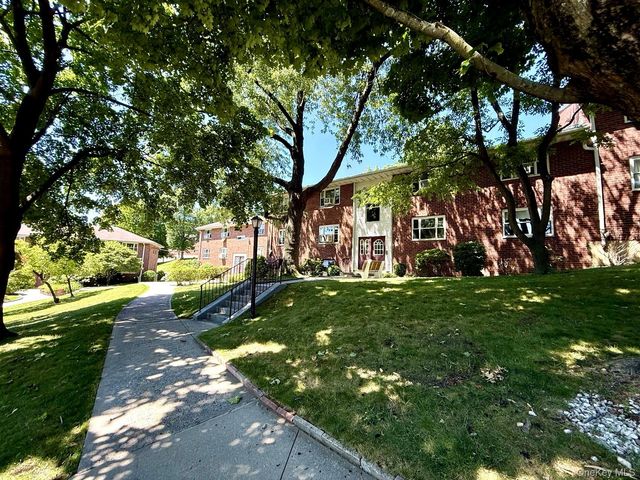 6 DeHaven Drive 1E, Yonkers, NY 10703