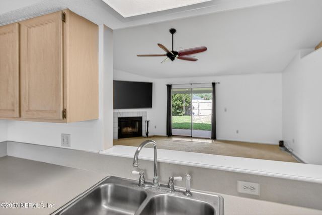 9733 N PEABODY Drive, Jacksonville, FL 32221