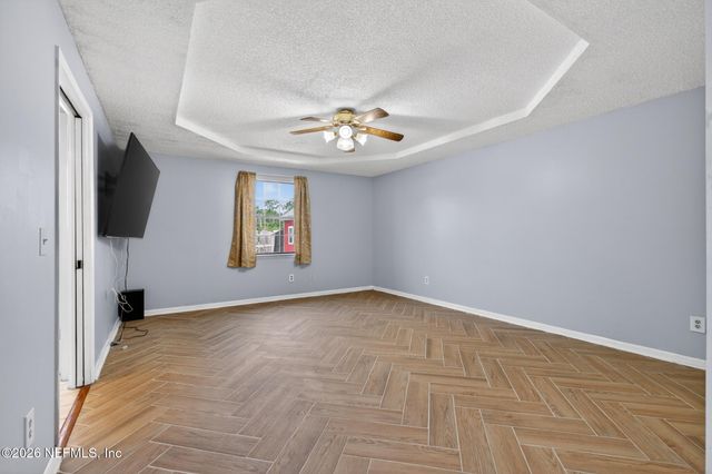 9733 N PEABODY Drive, Jacksonville, FL 32221