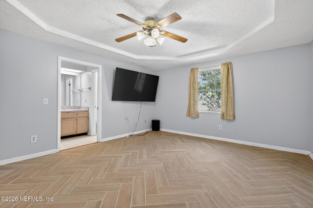 9733 N PEABODY Drive, Jacksonville, FL 32221