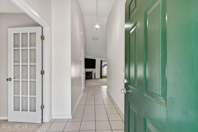 9733 N PEABODY Drive, Jacksonville, FL 32221
