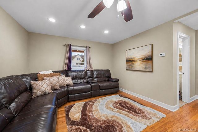 2632 Montauk Avenue, Merrick, NY 11566