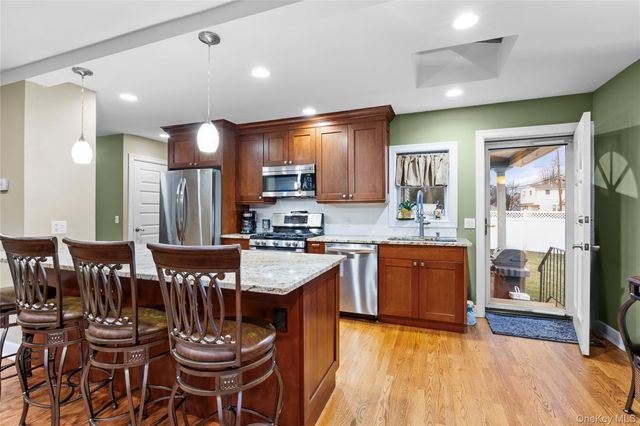 2632 Montauk Avenue, Merrick, NY 11566