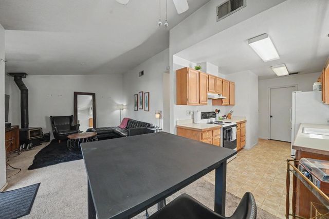 24 Westview Dr, Jackson, CA 95642