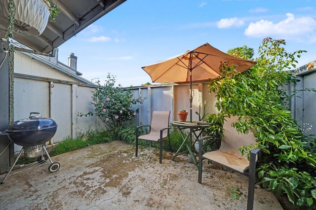 24 Westview Dr, Jackson, CA 95642