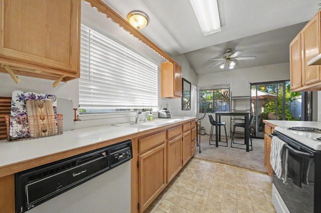 24 Westview Dr, Jackson, CA 95642