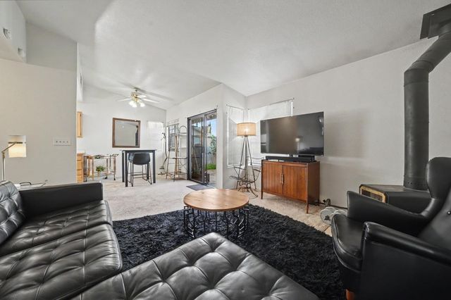 24 Westview Dr, Jackson, CA 95642