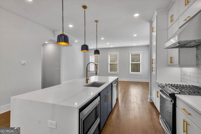 1060 Robert Smalls Way, Atlanta, GA 30318