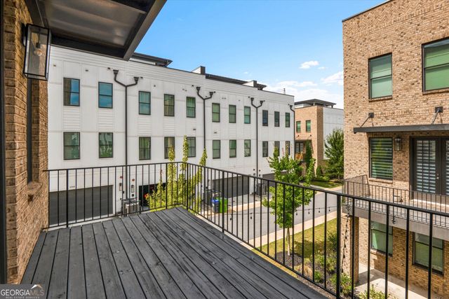 1060 Robert Smalls Way, Atlanta, GA 30318