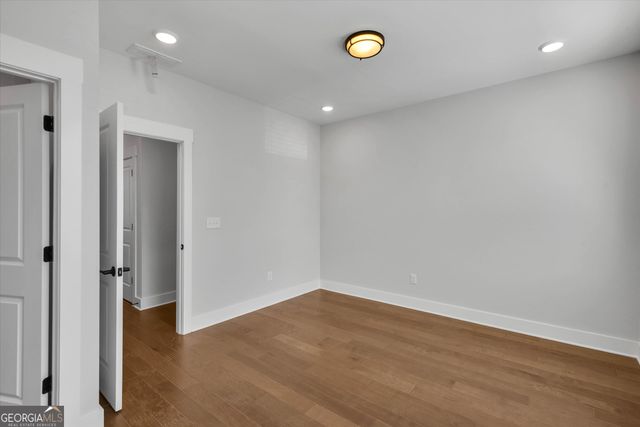 1060 Robert Smalls Way, Atlanta, GA 30318