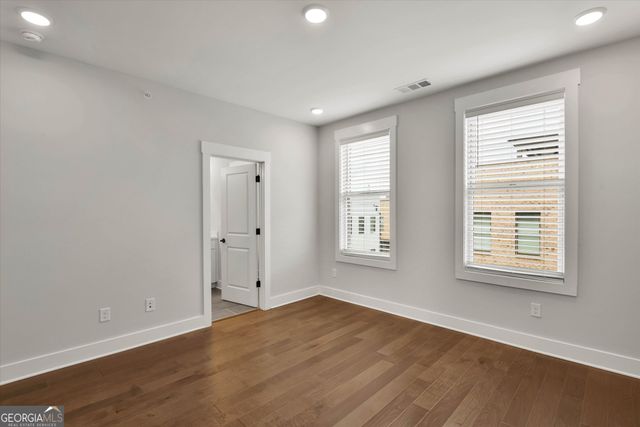 1060 Robert Smalls Way, Atlanta, GA 30318