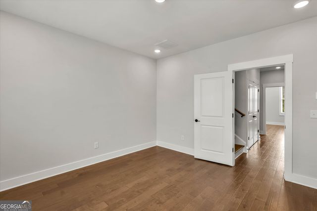 1060 Robert Smalls Way, Atlanta, GA 30318