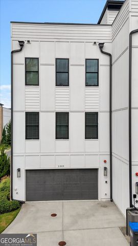 1060 Robert Smalls Way, Atlanta, GA 30318