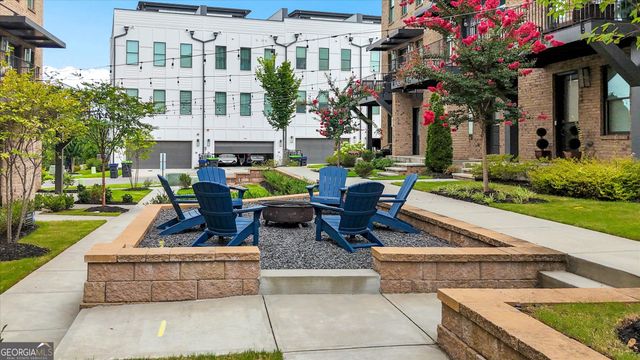 1060 Robert Smalls Way, Atlanta, GA 30318