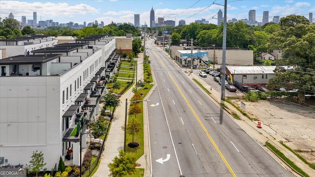 1060 Robert Smalls Way, Atlanta, GA 30318