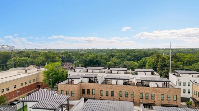 1060 Robert Smalls Way, Atlanta, GA 30318