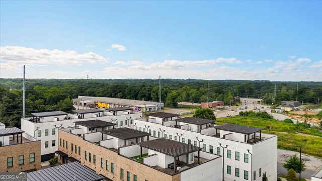 1060 Robert Smalls Way, Atlanta, GA 30318