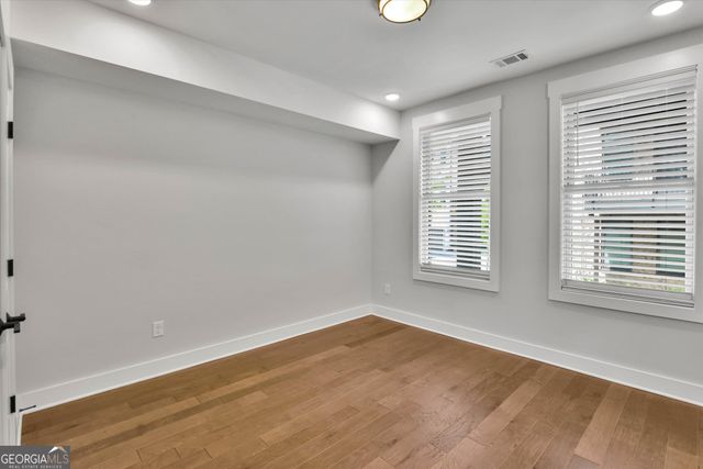 1060 Robert Smalls Way, Atlanta, GA 30318