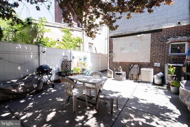 2028 S 13TH ST, Philadelphia, PA 19148