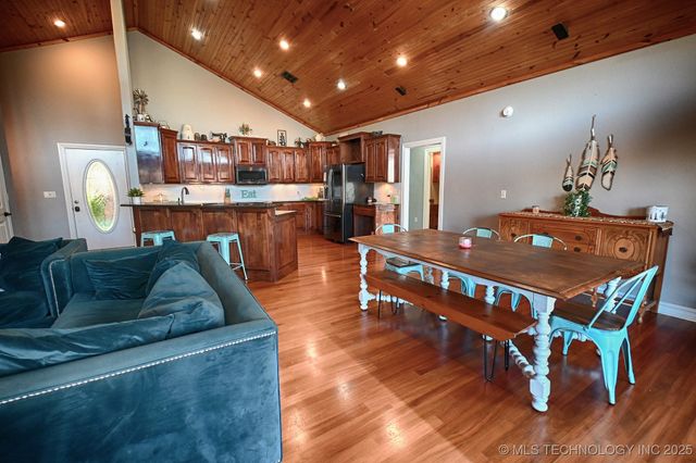 21800 W 863, Park Hill, OK 74451