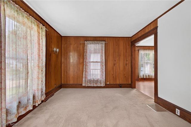 267 King Street, Ravenna, OH 44266