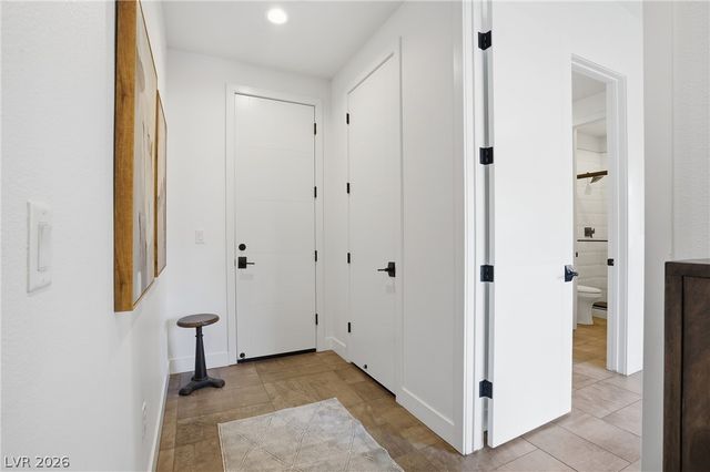 2211 Overlook Canyon Lane, Henderson, NV 89052