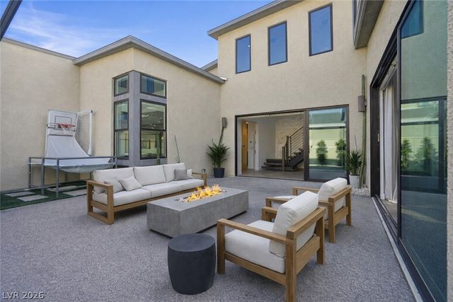 2211 Overlook Canyon Lane, Henderson, NV 89052