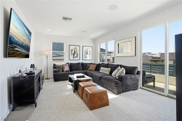 2211 Overlook Canyon Lane, Henderson, NV 89052