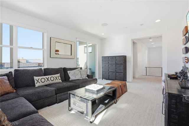 2211 Overlook Canyon Lane, Henderson, NV 89052