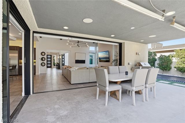 2211 Overlook Canyon Lane, Henderson, NV 89052