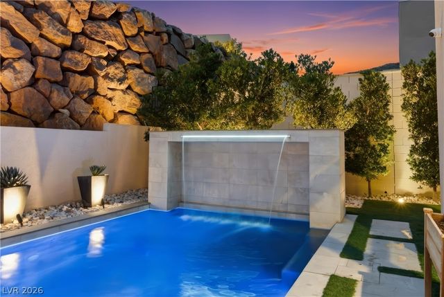 2211 Overlook Canyon Lane, Henderson, NV 89052